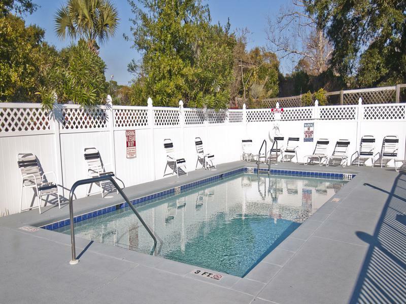 Executive Inn - Panama City Beach Upper Grand Lagoon Exterior foto